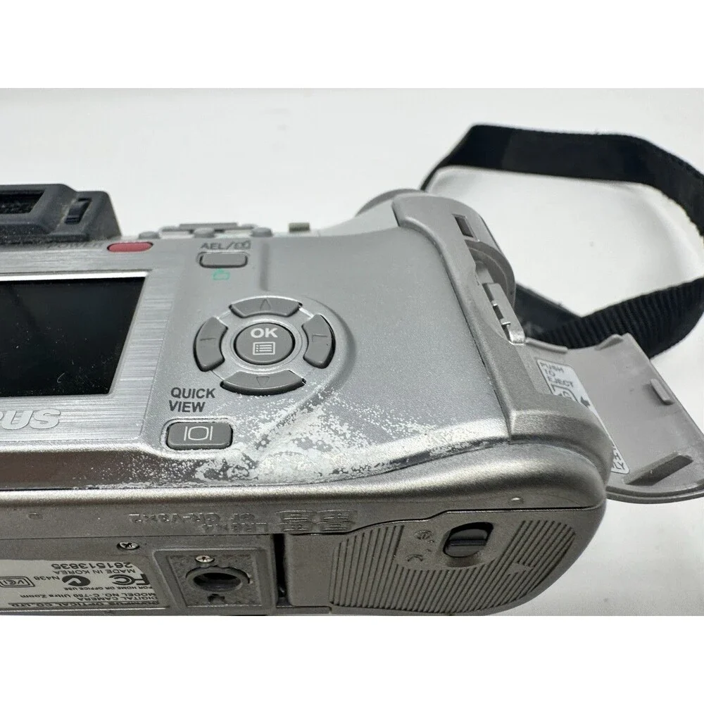 Olympus Camedia C-750 Ultra Zoom 4.0MP Compact Digital Camera For Parts
